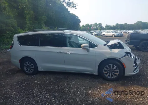 2021 Chrysler Pacifica Hybrid Touring L from USA, damaged, VIN 2C4RC1L77MR590187